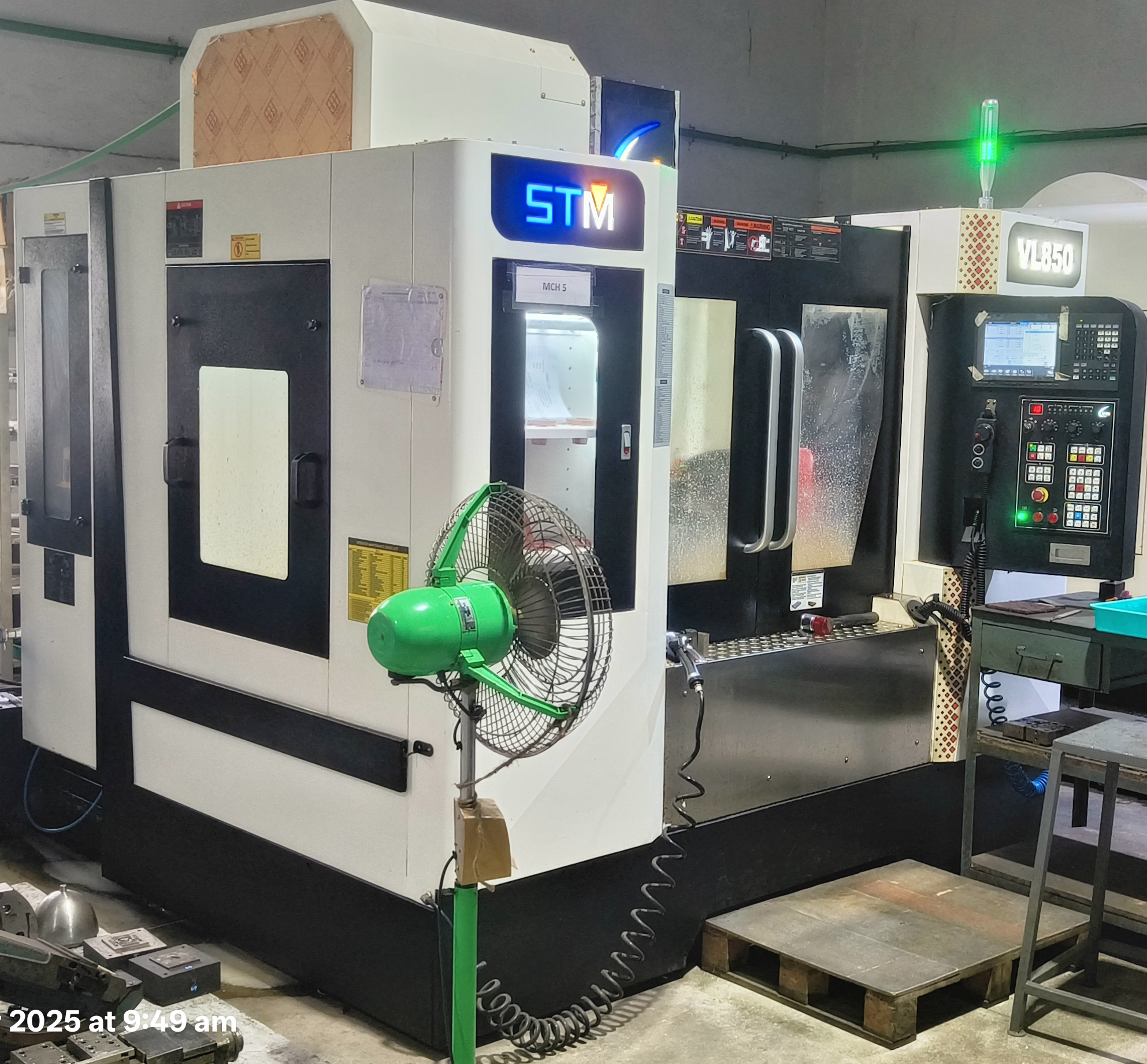 vmc-stm-vl850-machine